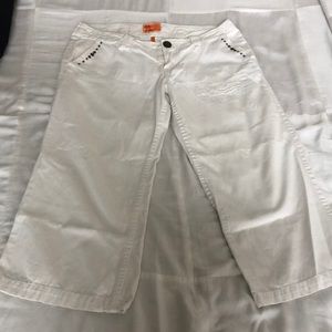twill twenty two ladies Capri